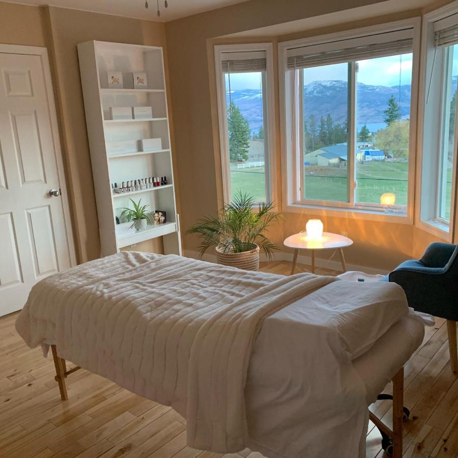 Salish B&B And Spa West Kelowna Exteriér fotografie